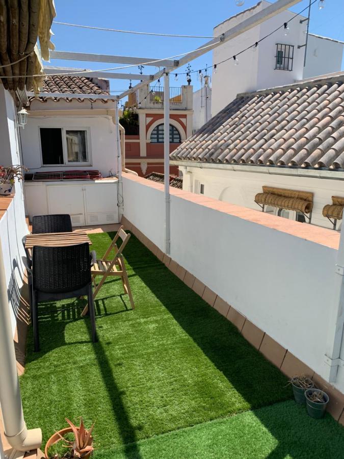 Appartement Stunning Attic With Private Terrace And Parking Optional à Séville Extérieur photo